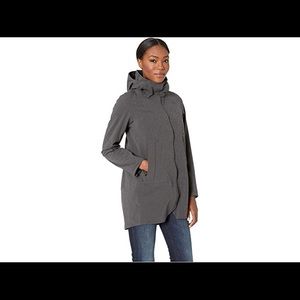 The North Face Apex Flex GTX Trench